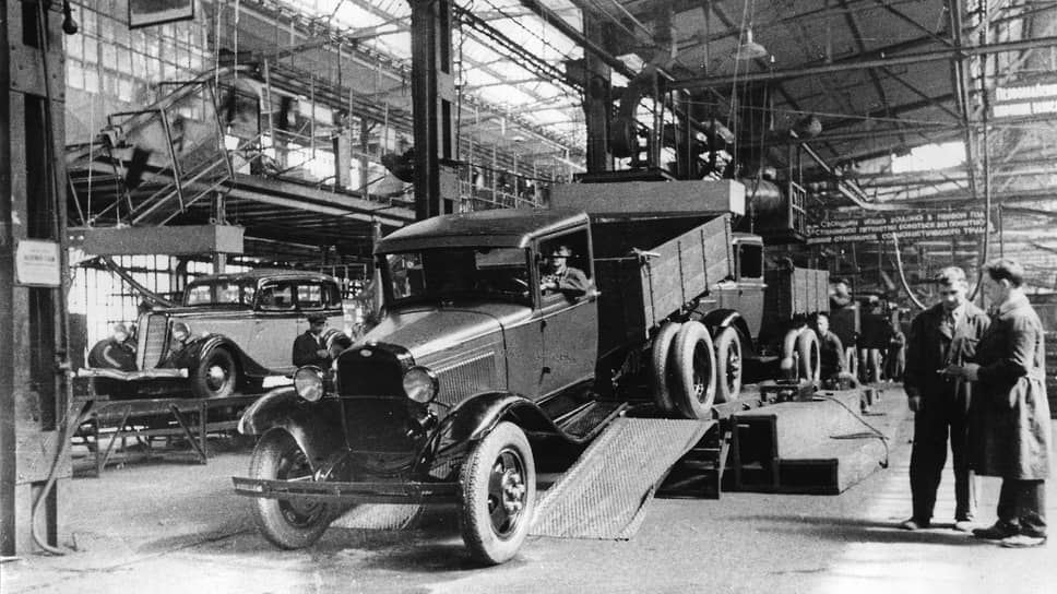 29 января 1932 года с конвейера сошла первая &quot;полуторка&quot; – грузовик НАЗ-АА, основой для которого стал уже испытанный за океаном Форд-АА