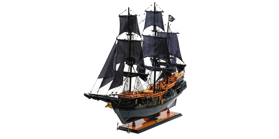 Модель пиратского корабля «Черная Жемчужина»
