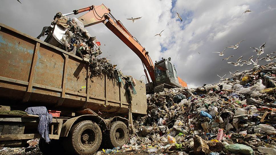 Как новосибирские депутаты попросили расторгнуть мусорную концессию