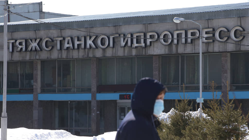 Новосибирская компания выкупила у Сбербанка долг на 687 млн руб. акционера завода «Тяжстанкогидропресс» — ООО «СМЦ „Стиллайн“»