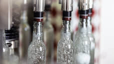 В Омске силовики закрыли подпольный цех, выпускавший в день 6 тыс. бутылок спиртного