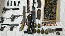 В Томске ФСБ изъяла крупный арсенал у торговцев оружием
