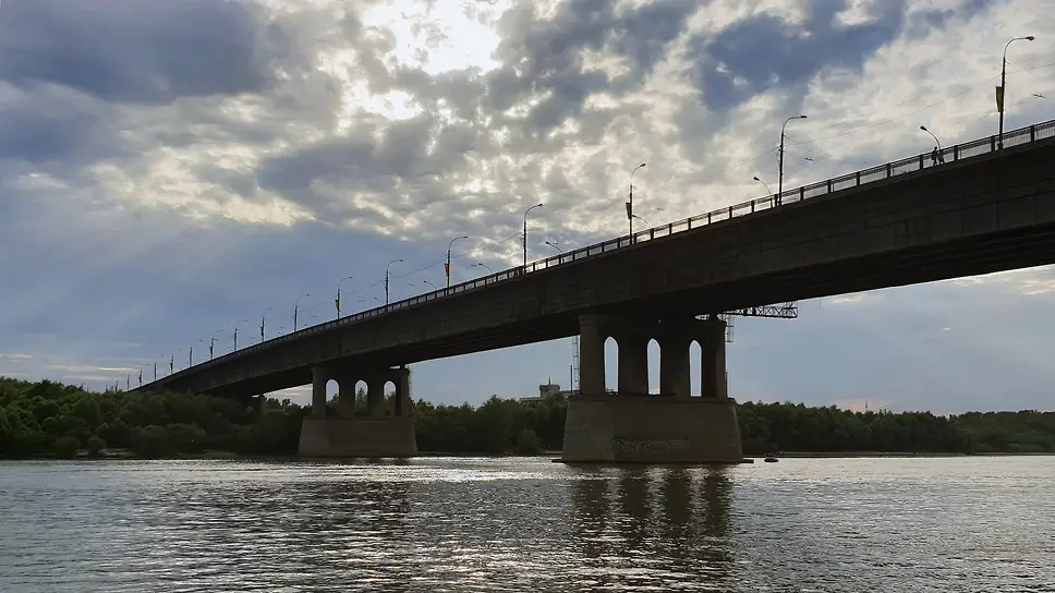 Строительство моста через иртыш