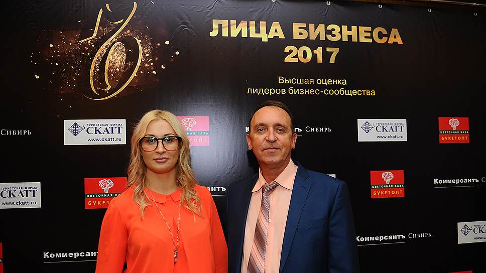 Виктор Редькин, генеральный директор Академии пластической хирургии, с супругой