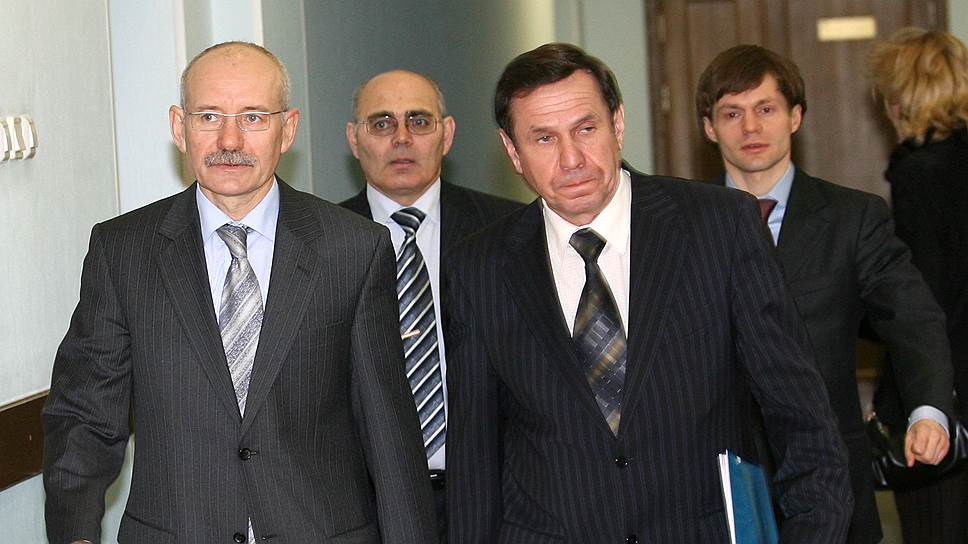 Глава Федерального агентства водных ресурсов Рустэм Хамитов и мэр Владимир Городецкий, 2006 год.