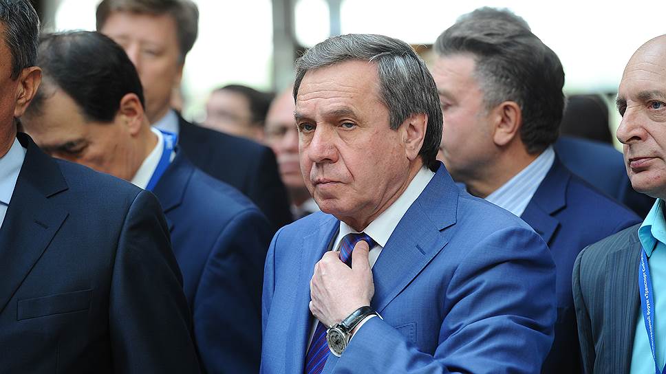 6 октября президент Владимир Путин отправил в отставку губернатора Новосибирской области 69-летнего Владимира Городецкого, который возглавлял регион три с половиной года. До этого он 13 лет был мэром Новосибирска.