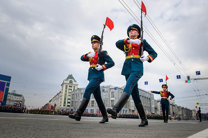 Репетиция парада Победы в Новосибирске