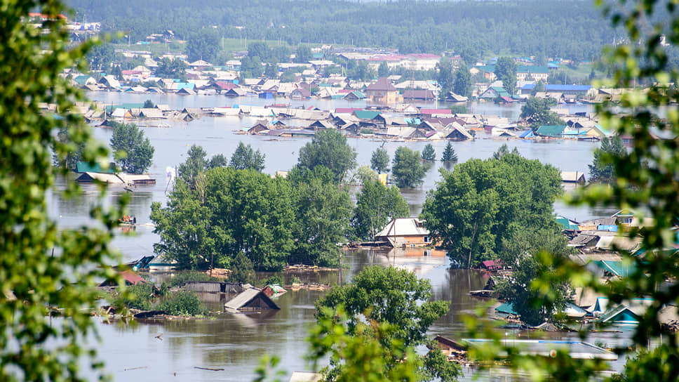 Последствия наводнения в городе Тулун Иркутской области