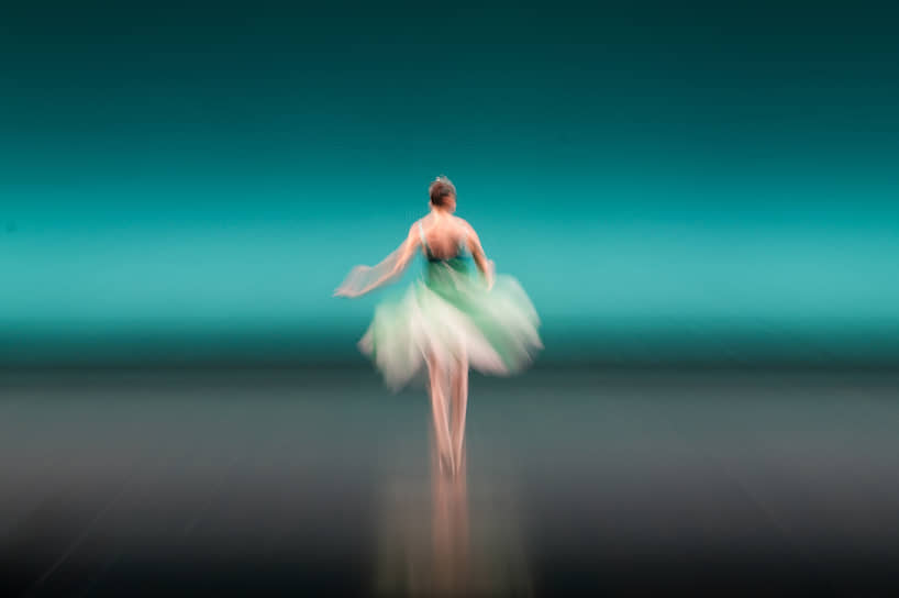 Солистка Анна Жарова на генеральной репетиции первой части балета «Драгоценности» Джорджа Баланчина «Изумруды»