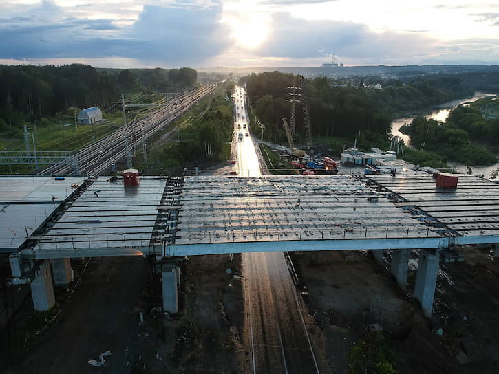Строительство участка дороги Восточного обхода Новосибирска в поселке Барышево