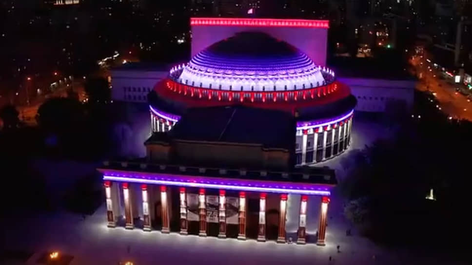 Новосибирский оперный театр &lt;a href=&quot;/doc/4558563&quot;>перенес показ&lt;/a> спектаклей из-за низких продаж в период пандемии