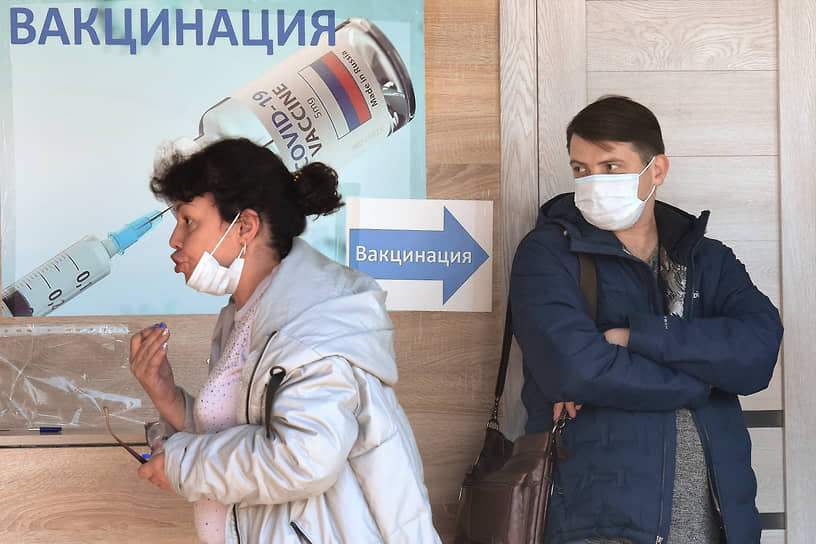 Обязательную вакцинация от COVID-19 для людей старше 60 лет ввели в Красноярском крае