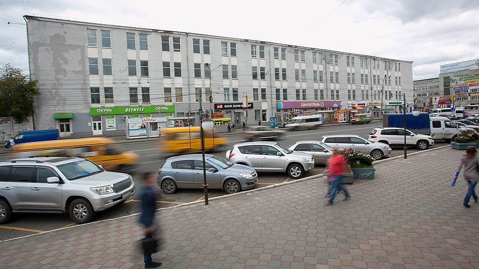 реклама омск. дом печати омск остановка. советская сибирь омск. остановка дом печати омск фото. дома печати омск.