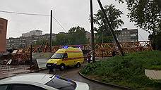На одной из стройплощадок в Перми упал строительный кран