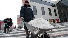 За выходные в Перми использовали более тысячи тонн противогололедных материалов