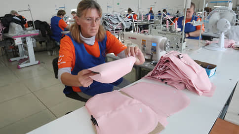 Директора Чусовской швейной фабрики нашли в Чайковском производителе спецодежды