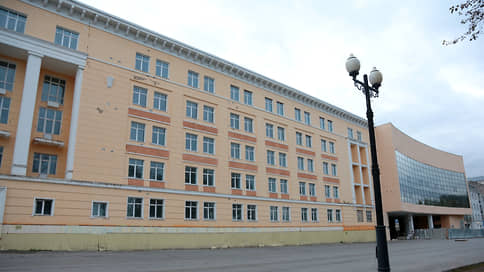 В Перми выдано разрешение на реконструкцию бывшего здания ВКИУ в отель