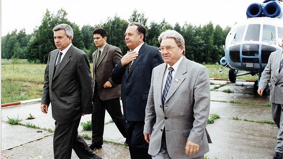 Геннадий Игумнов и президент НК «ЛУКОЙЛ» Вагит Алекперов во время визита в Пермскую область