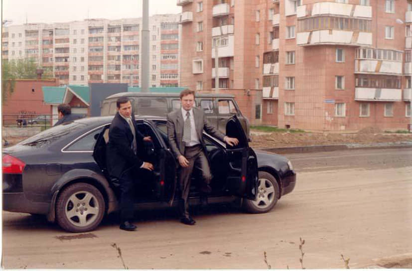 Идеологом объединения выступил избранный в 2000 году губернатором Пермской области Юрий Трутнев, поставивший перед собой эту цель еще во время выборной кампании.