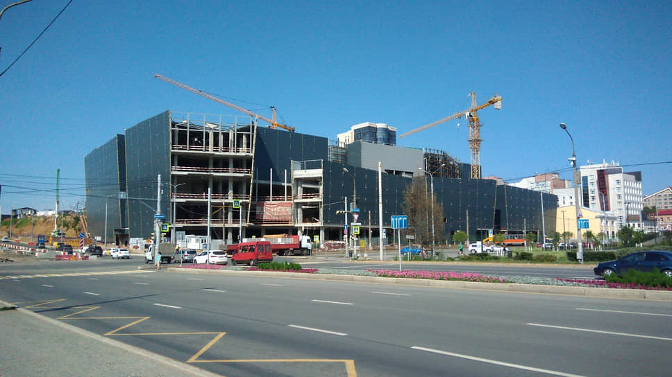 В центре Перми завершается строительство МФЦ «Эспланада»