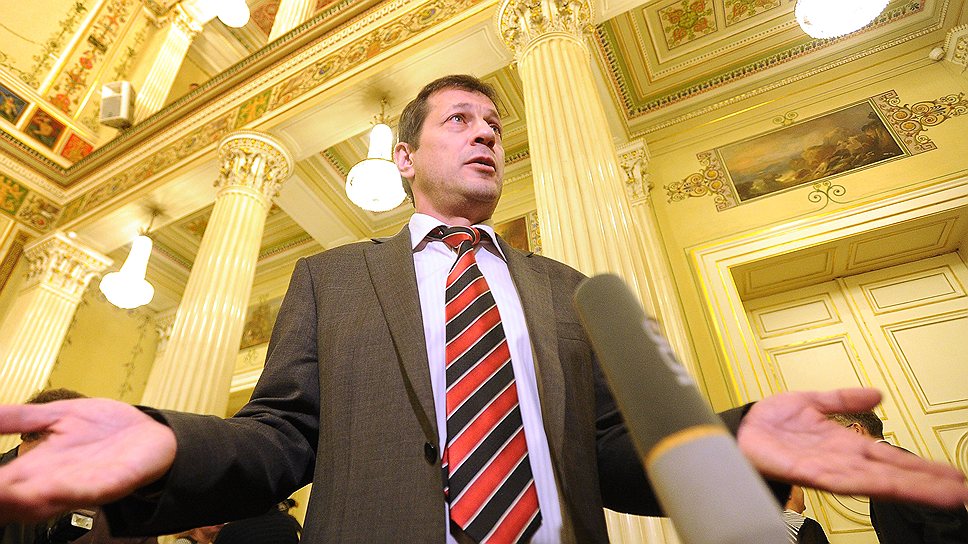 Депутат городского парламента Алексей Ковалев считает, что продажа земли возле Ладожского вокзала нарушила баланс интересов города