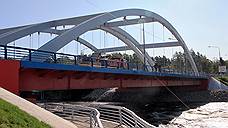 Мостостроителям возводят опоры