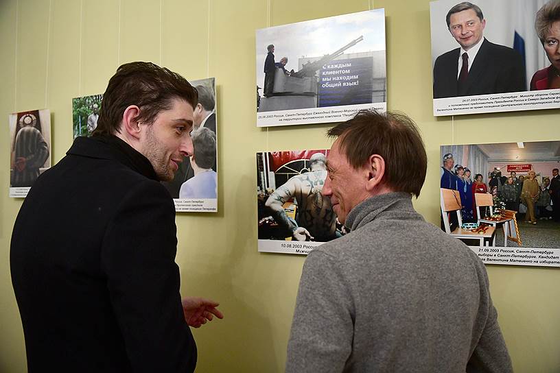 Журналисты ИД &quot;Коммерсантъ&quot; Станислав Зельвенский (слева) и Борис Горлин (справа) 
