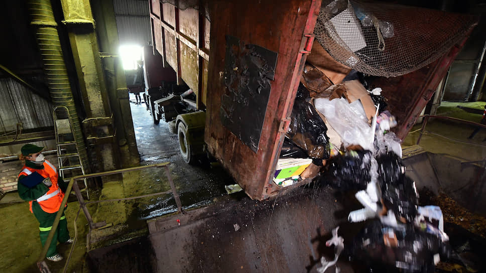 Почему региональному оператору рекомендовали не взимать плату за вывоз мусора с некоторых жителей Ленобласти