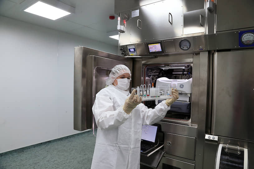 Будущий центр оснастят оборудованием для производства радиофармацевтических препаратов, гибридными сканерами для диагностики онкологических заболеваний, коечным фондом для радионуклидной терапии
