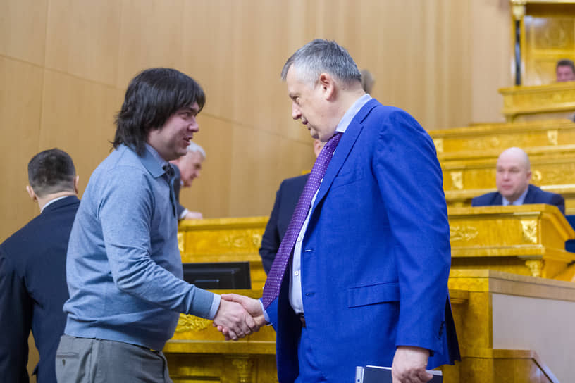 Владимир Цой (слева) был депутатом ЗакСа Ленобласти, в прошлом году стал главой комитета по культуре региона. В должности зампреда правительства Ленобласти он станет курировать культуру, туризм, спорт и молодежную политику
