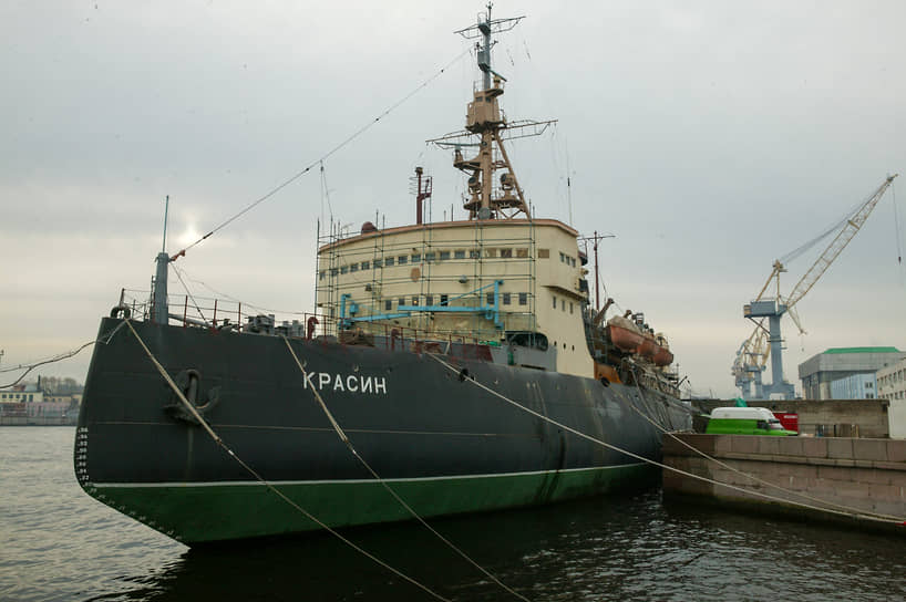 Размер транспортного налога ледокола «Красин» достигает миллиона рублей, так как при его расчете учитываются мощность транспортного средства и объем водопользования