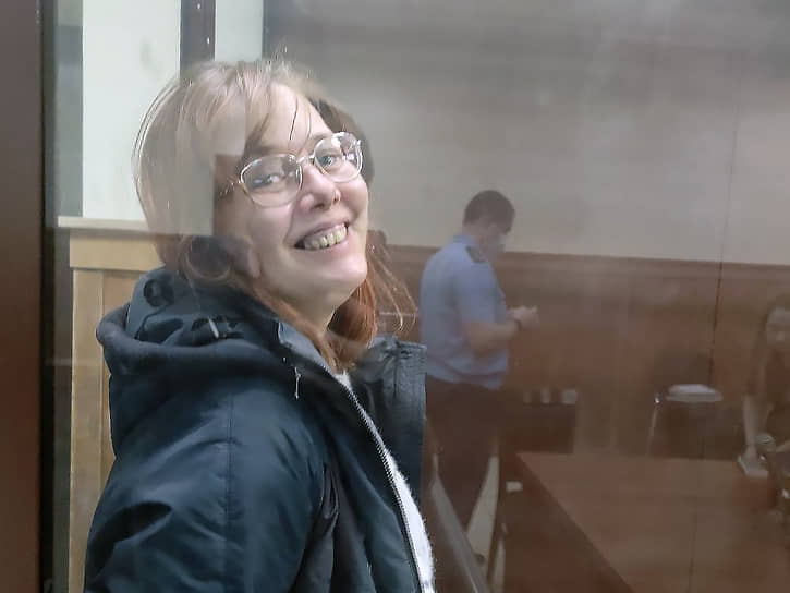 Активистка Ольга Смирнова в Кировском районном суде