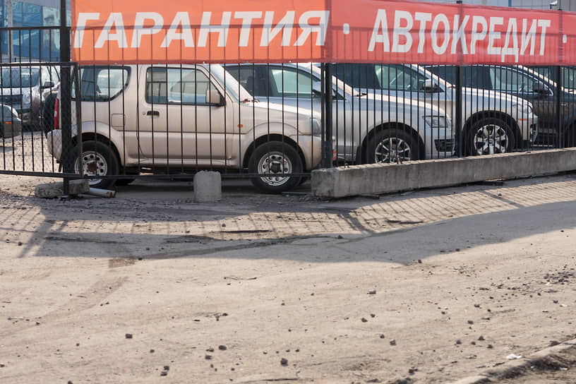 В Петербурге в 2022 году произошел трехкратный рост доли машин с пробегом в выдачах автокредитов: к концу года она достигла 35% в общем объеме регионального автокредитования
