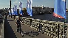 На трех набережных Петербурга появились велодорожки