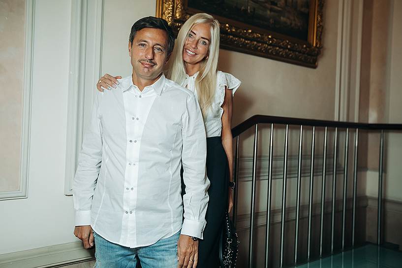 Тигран Оганесов, генеральный директор Siberian Forest, с супругой