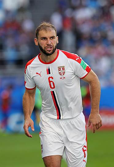 Игрок сборной Сербии Бранислав Иванович