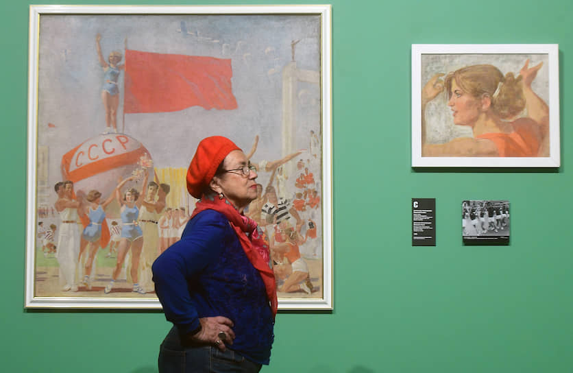На выставке  &quot;Дейнека / Самохвалов&quot;, посвященной двум советским живописцам — Александру Дейнеке и Александру Самохвалову в Центральном выставочном зале &quot;Манеж&quot;