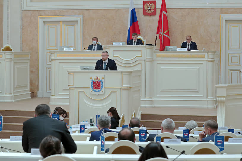 Выступления представителей непарламентских партий в Законодательном собрании Петербурга 