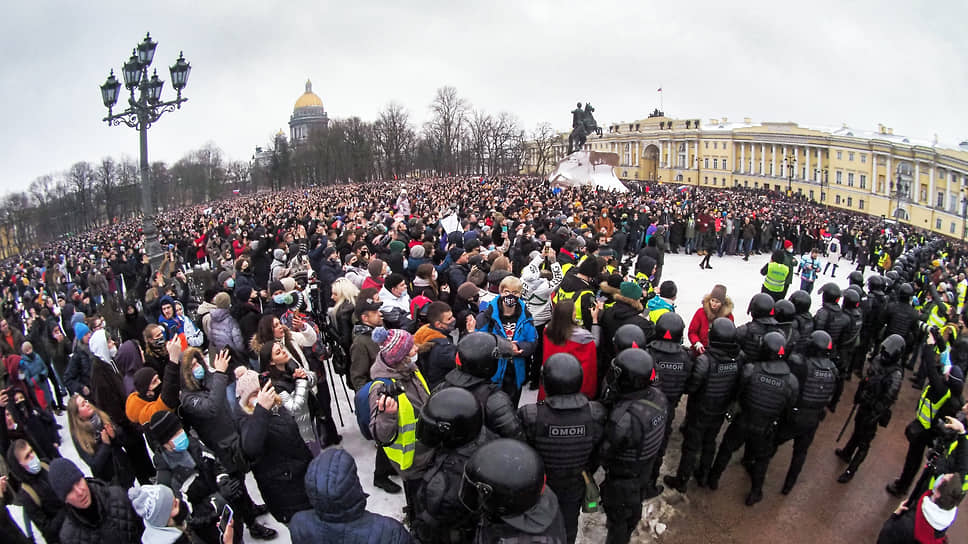 Акция «Свободу Навальному!» в Санкт-Петербурге
