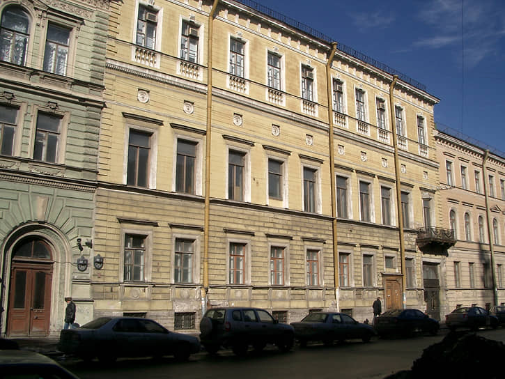 Дом княгини Е. П. Салтыковой (урождённой графини Строгановой) находящийся по адресу Большая Морская улица, 51