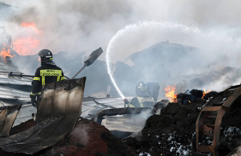 Пожар на улице Салова, 27 во Фрунзенском районе Санкт-Петербурга
