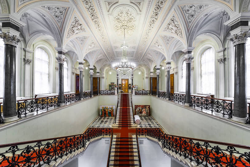 Интерьер Николаевского дворца