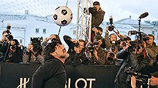 Диего Марадона на крыше ЦУМА