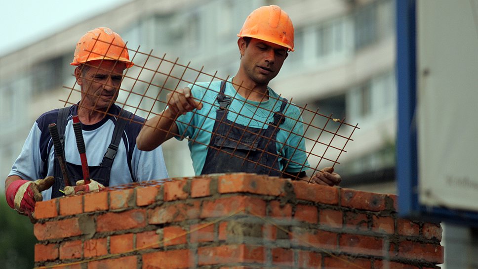 На строительную отрасль приходится примерно шестая часть общего спроса на персонал