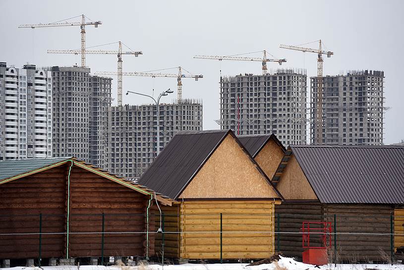 В прошлом квартале в Петербурге и области было продано около 1 млн кв. м жилья в новостройках. Таким образом, в продаже остался такой же объем строящегося жилья, как и в прошлом году