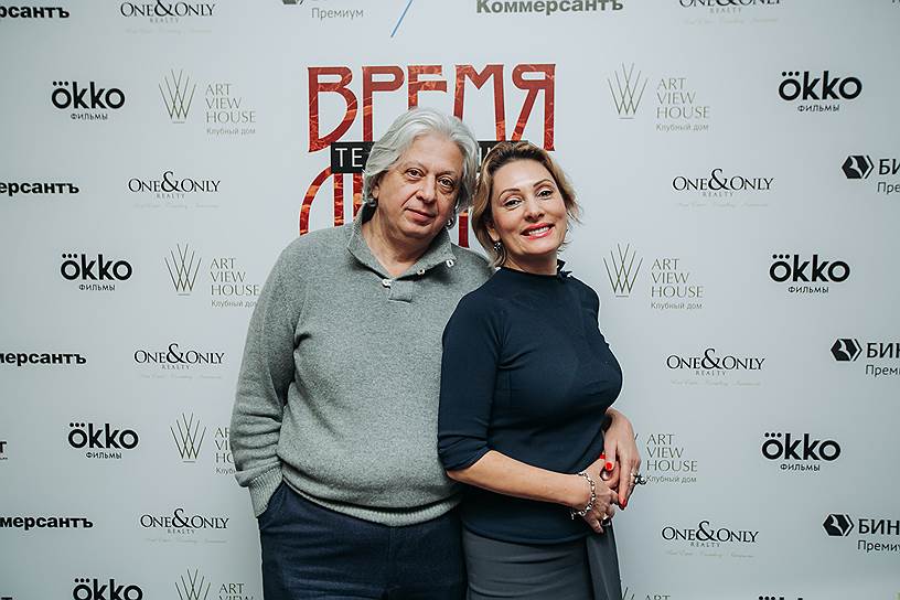 Председатель Клуба владельцев Bentley Вахтанг Анакидзе с супругой Каролиной