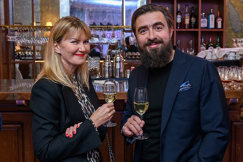 Генеральный директор Legenda Intelligent Development Василий Селиванов с супругой Яниной