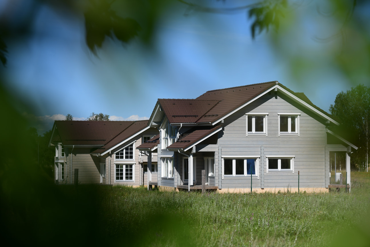 Объем ввода домов с использованием деревянных конструкций в России вырос в прошлом году по сравнению с 2021-м на 31% и составил 14,2 млн кв. м