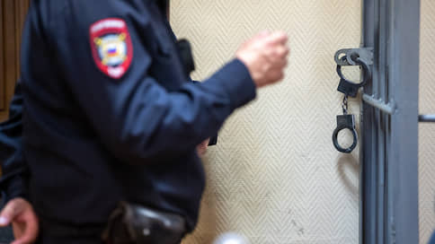 Борца с оргпреступностью взяли на взятке // В Дагестане задержан сотрудник окружного главка МВД