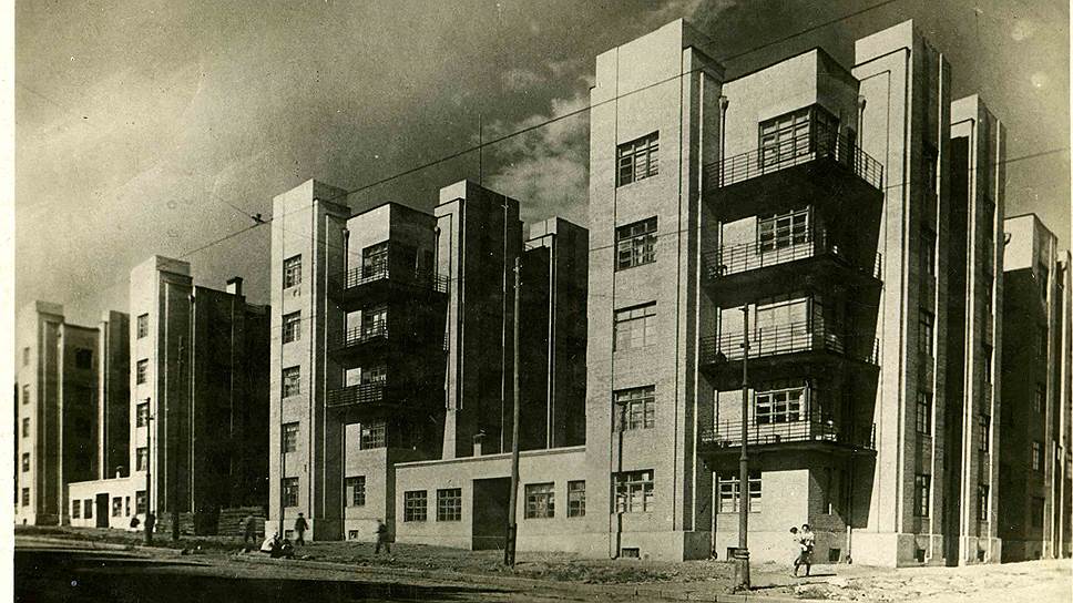 Жилой комплекс на Буденновском проспекте
пр. Буденновский, 68
М.Н. Кондратьев
Конец 1920-х
